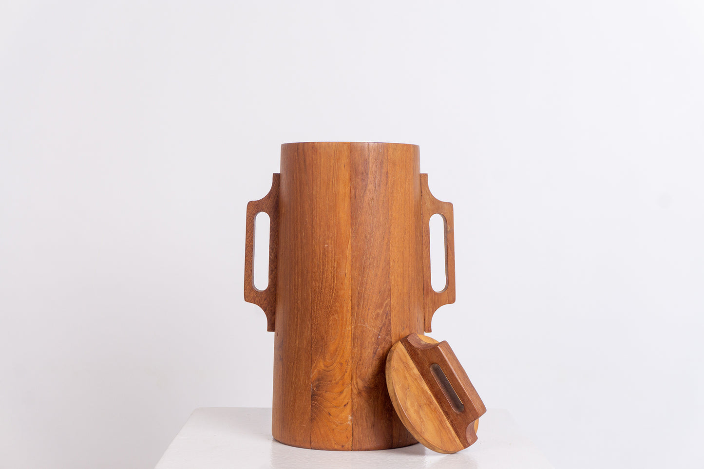 MID-CENTURY TEAK ICE BUCKET