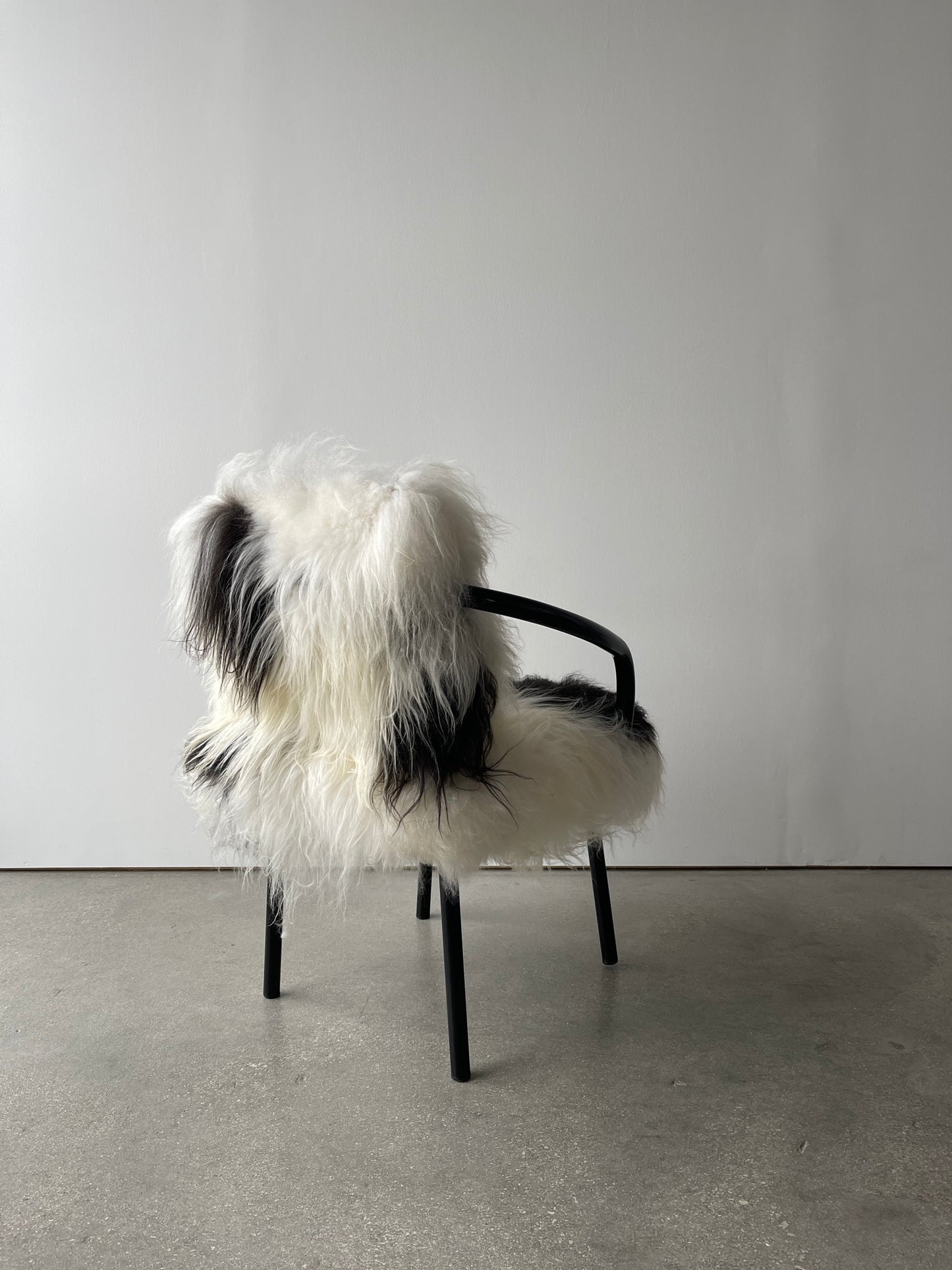MANDARIN CHAIR IN ICELANDIC SHEEPSKIN