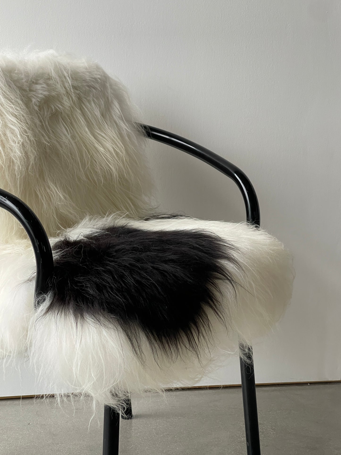 MANDARIN CHAIR IN ICELANDIC SHEEPSKIN